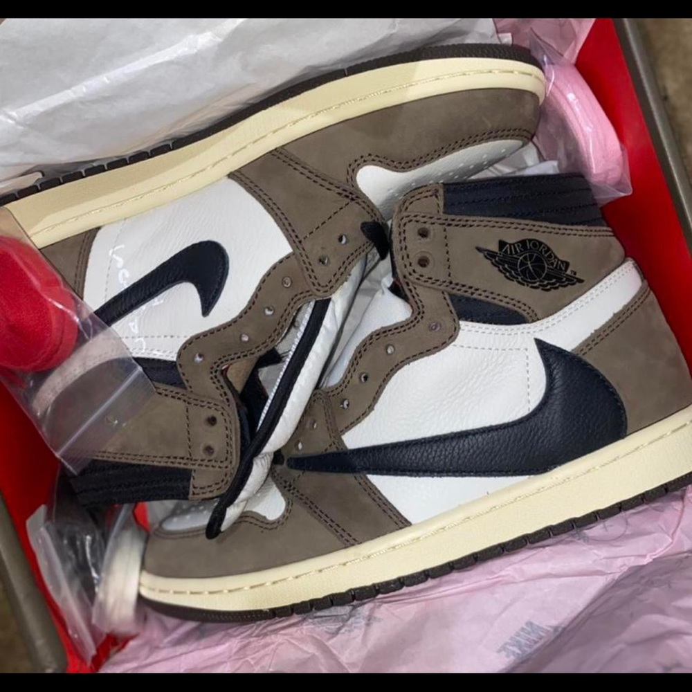 Brand new Travis Scott mocha 1’s
